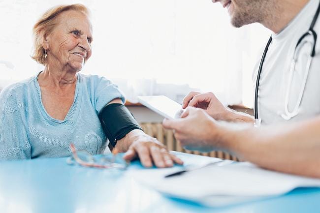 Digitalisierung in der Pflege: Unterstützung für Pfleger und Patienten