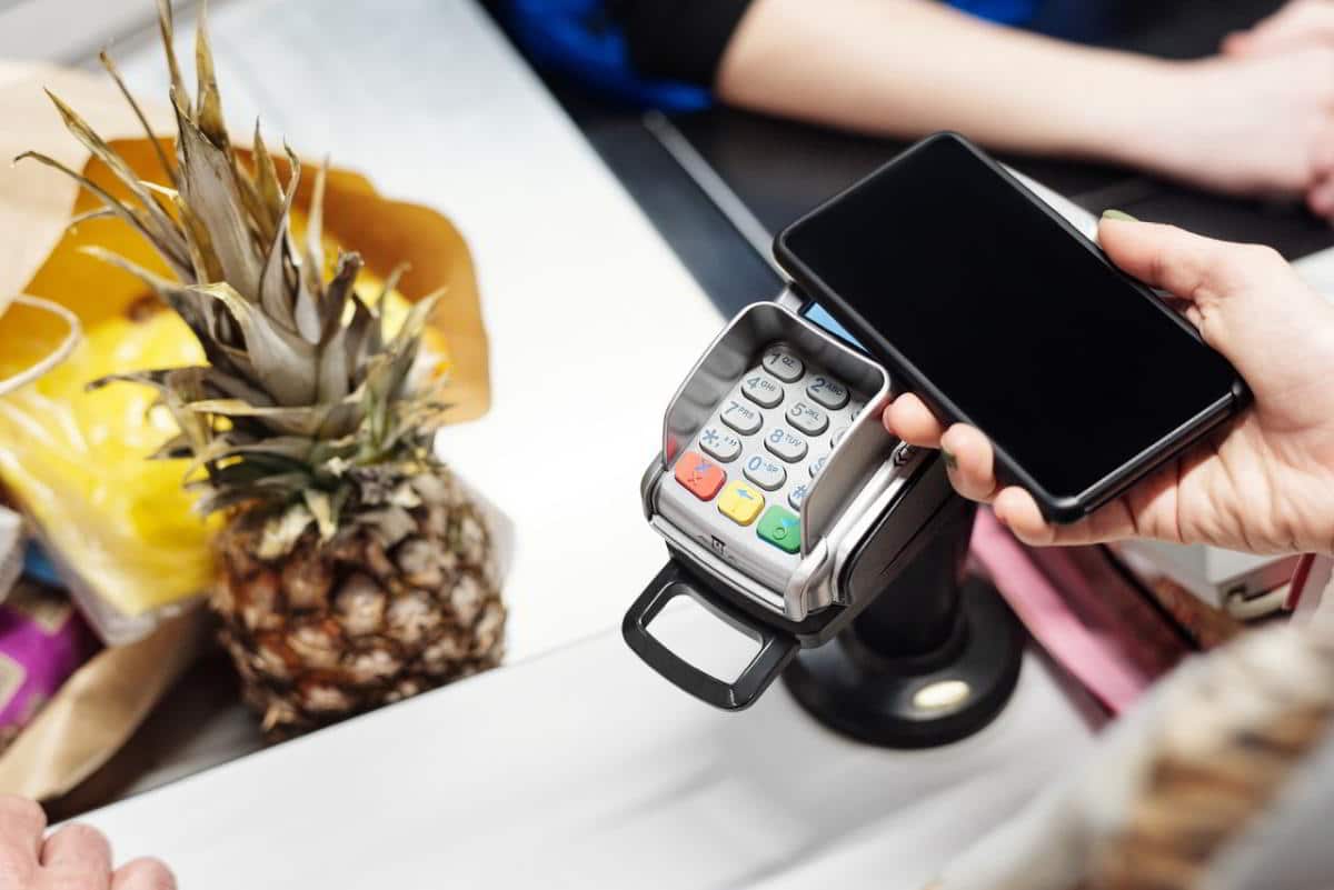 Bezahlen via Smartphone: Vorteile und Risiken beim Mobile Payment