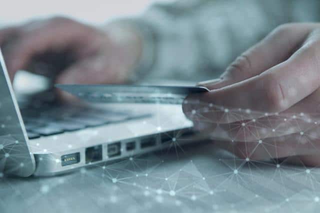 Mit secupay beherrschen Online-Marktplätze wie ServiceStore DB die neuen PSD2-Bestimmungen