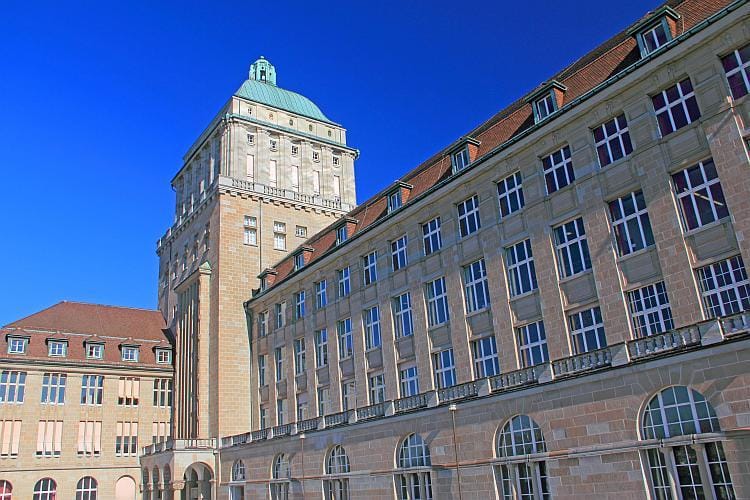 18 neue Professuren – Die Uni Zürich setzt voll auf Digitalisierung